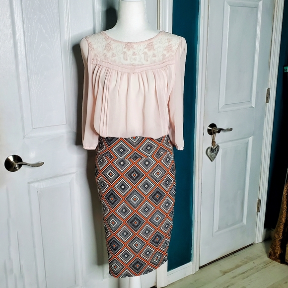 Lularoe Cassie Skirt Orange Blue White Geo Prints Small - Picture 7 of 8